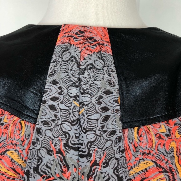 Helmut Lang Leather Jacket 6 Coat Small Black crop Orange Tiger Medallion - Picture 12 of 13